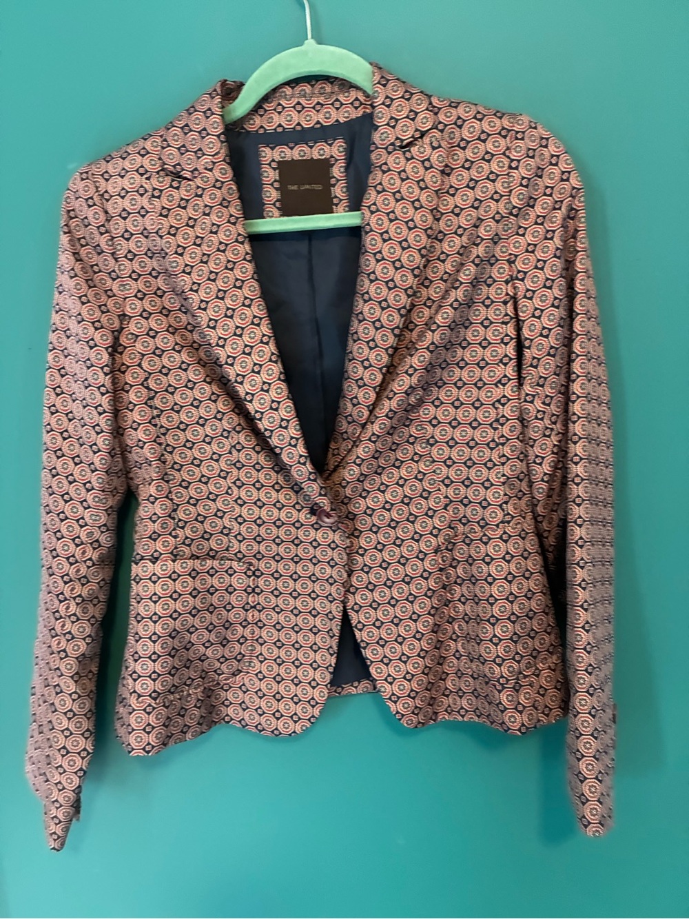 Limited Patterned Single-Button Blazer in coral and Navy